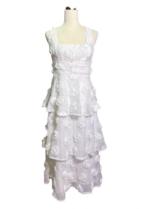 Lulus White Sleeveless Tiered Rosette Midi Dress size Small - Picture 2 of 9
